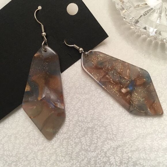 Silvertone Fish Hook Wires Slice Earrings - Picture 5 of 6